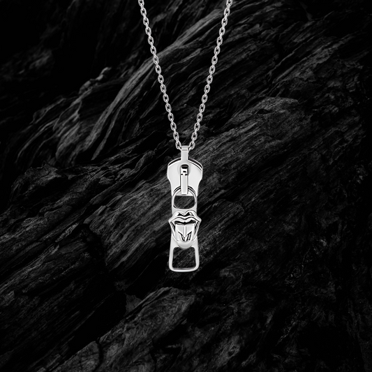 REBEL MOUTH NECKLACE